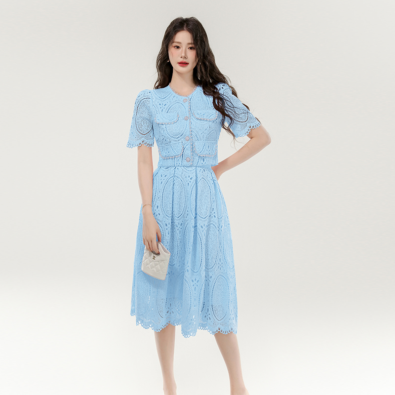 Women's Two-Piece Set with Water-Soluble Lace Skirt - Light Luxury Style - Image 3