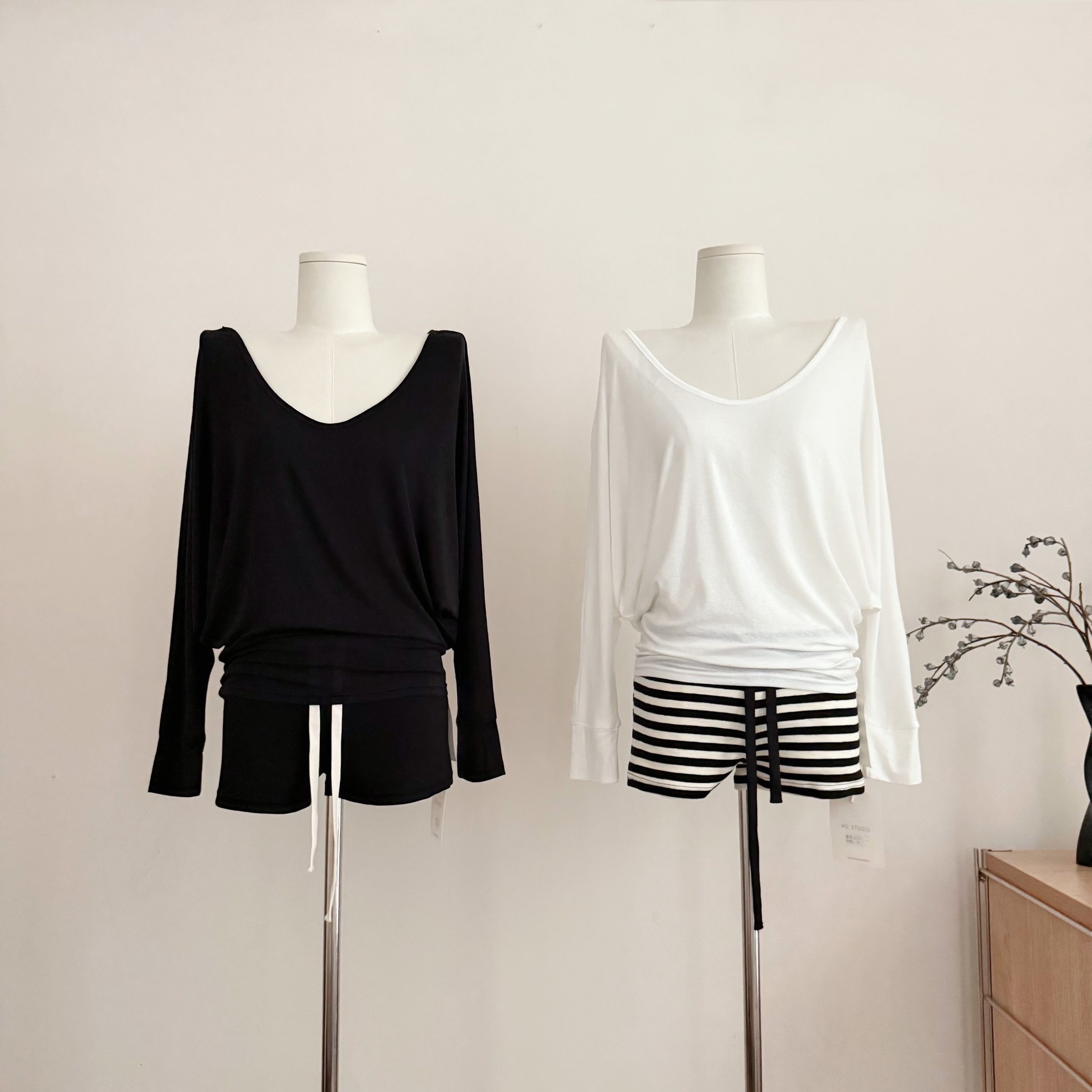 Women's Lyocell Linen V-Neck Batwing Sleeve Loose T-Shirt Summer Casual Top