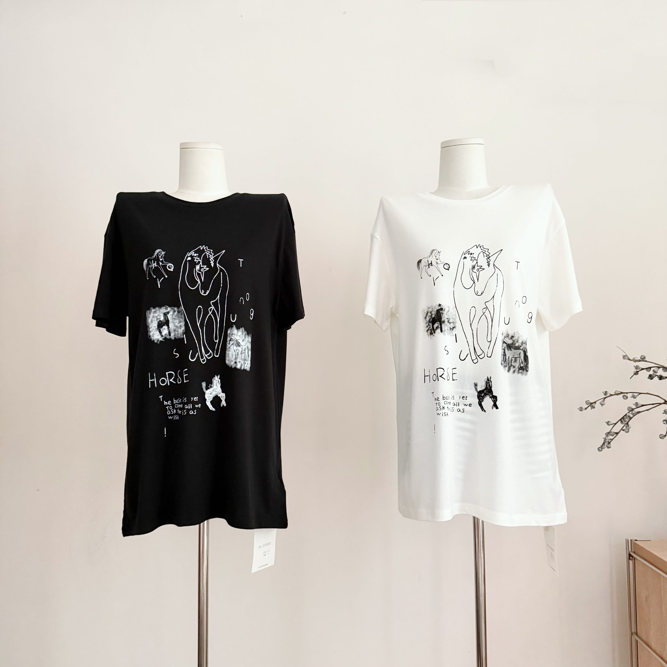 Tongiiuu Hand-Drawn Pony Print Short Sleeve T-Shirt for Women Loose Slimming Casual Summer Top