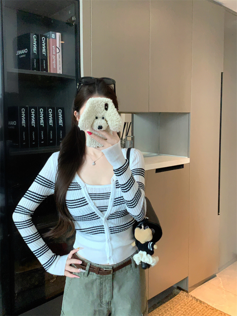 Korean Style Knit Striped Vest Cardigan Two-Piece Set for Women - Image 4